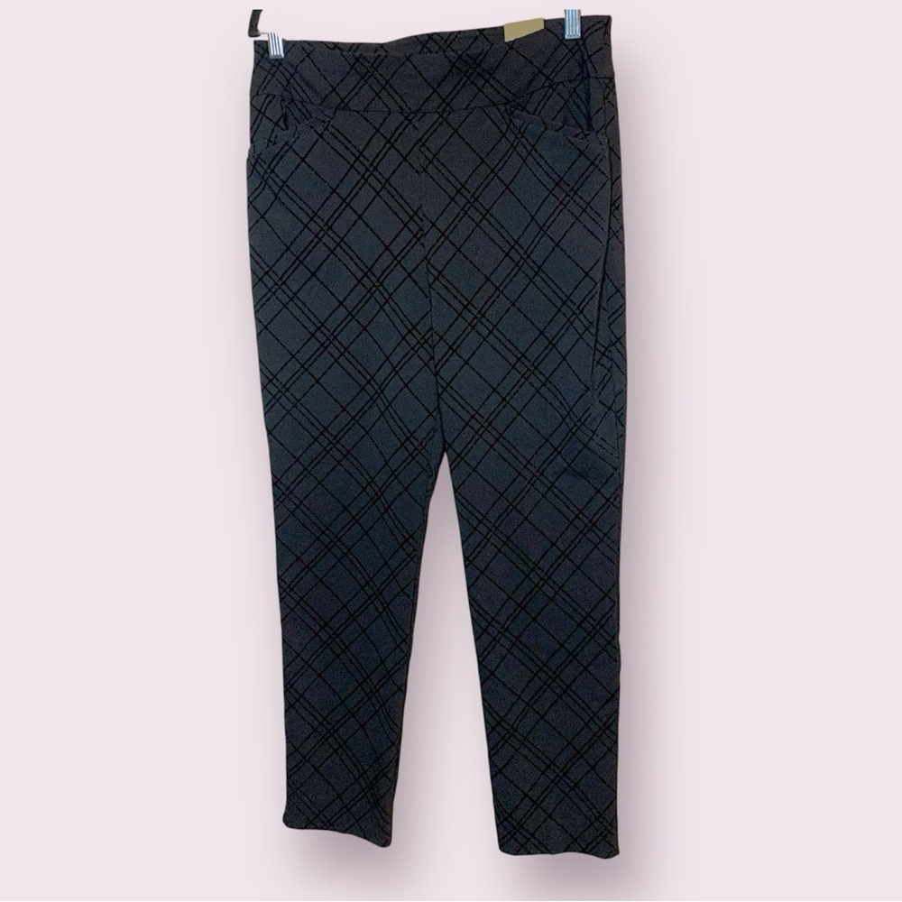 NWT Chico’s Perfect Stretch Josie Slim Black Pants Size 10